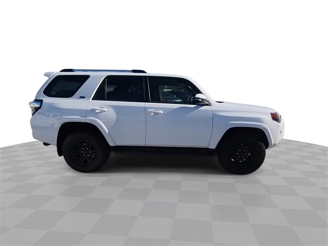 Used 2022 Toyota 4Runner SR5 Premium image 9