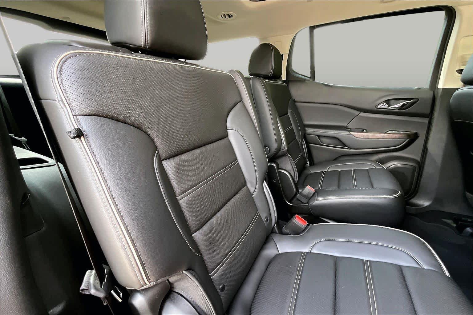 Used 2023 GMC Acadia Denali w/ Denali Ultimate Package FWD image 20