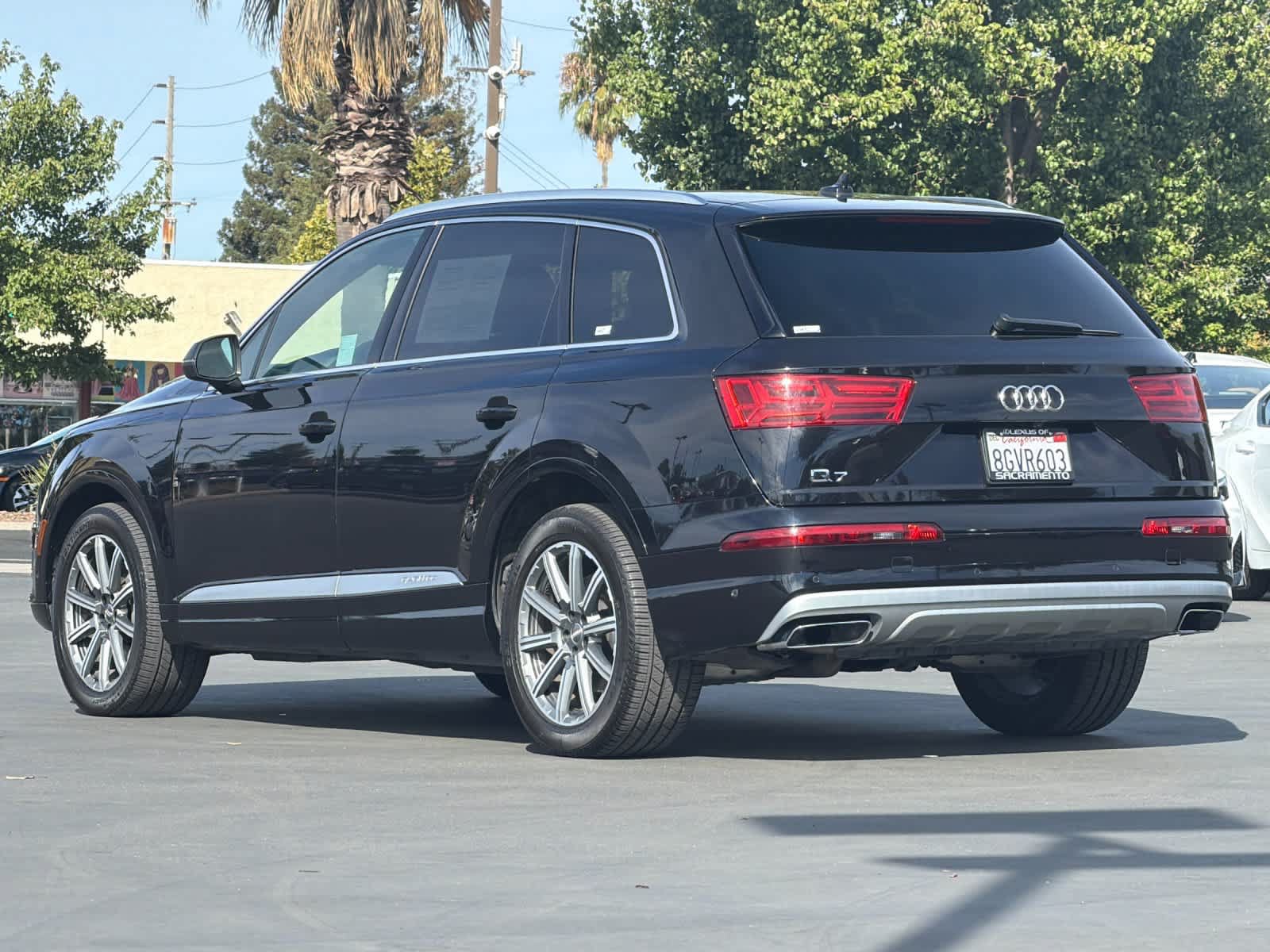 Used 2019 Audi Q7 3.0T Premium Plus w/ Premium Plus Package AWD/4WD image 7