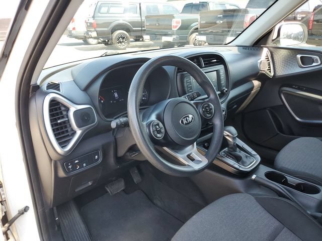 Used 2020 Kia Soul S FWD image 10