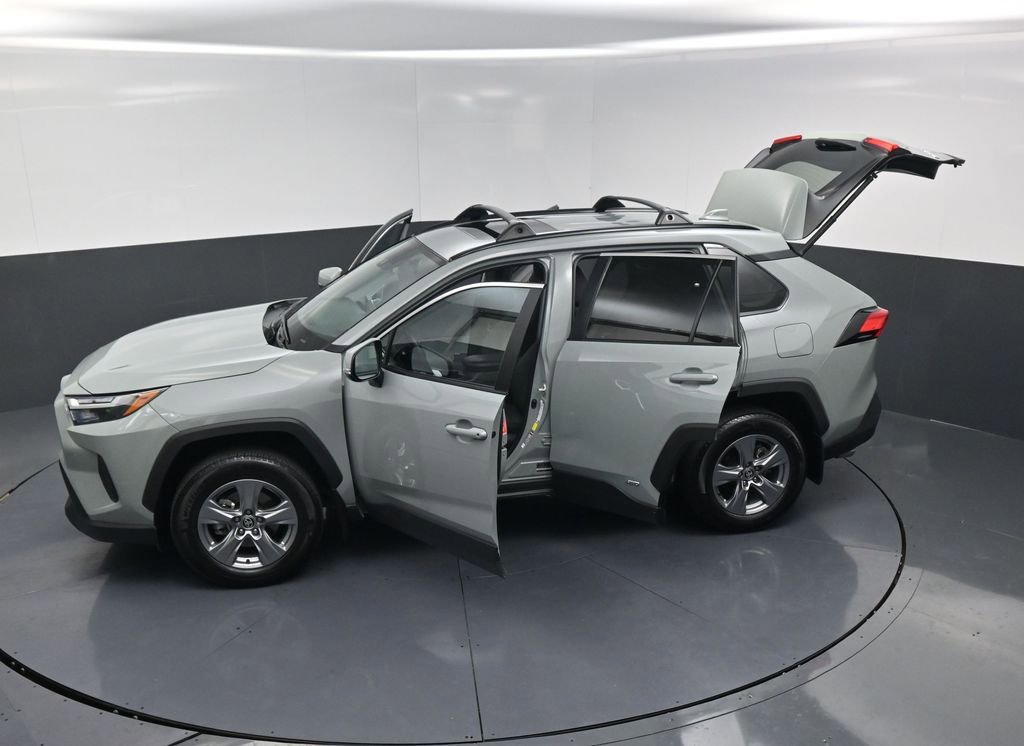 Used 2023 Toyota RAV4 XLE w/ Convenience Package image 26