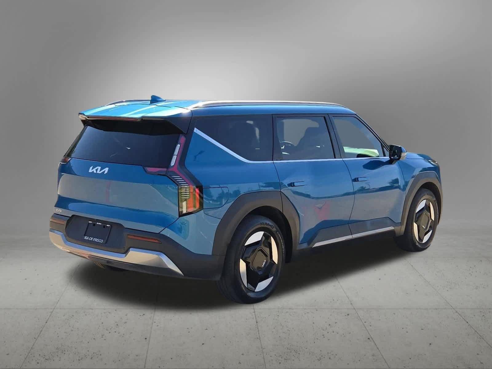 Certified 2024 Kia EV9 Wind AWD/4WD image 6