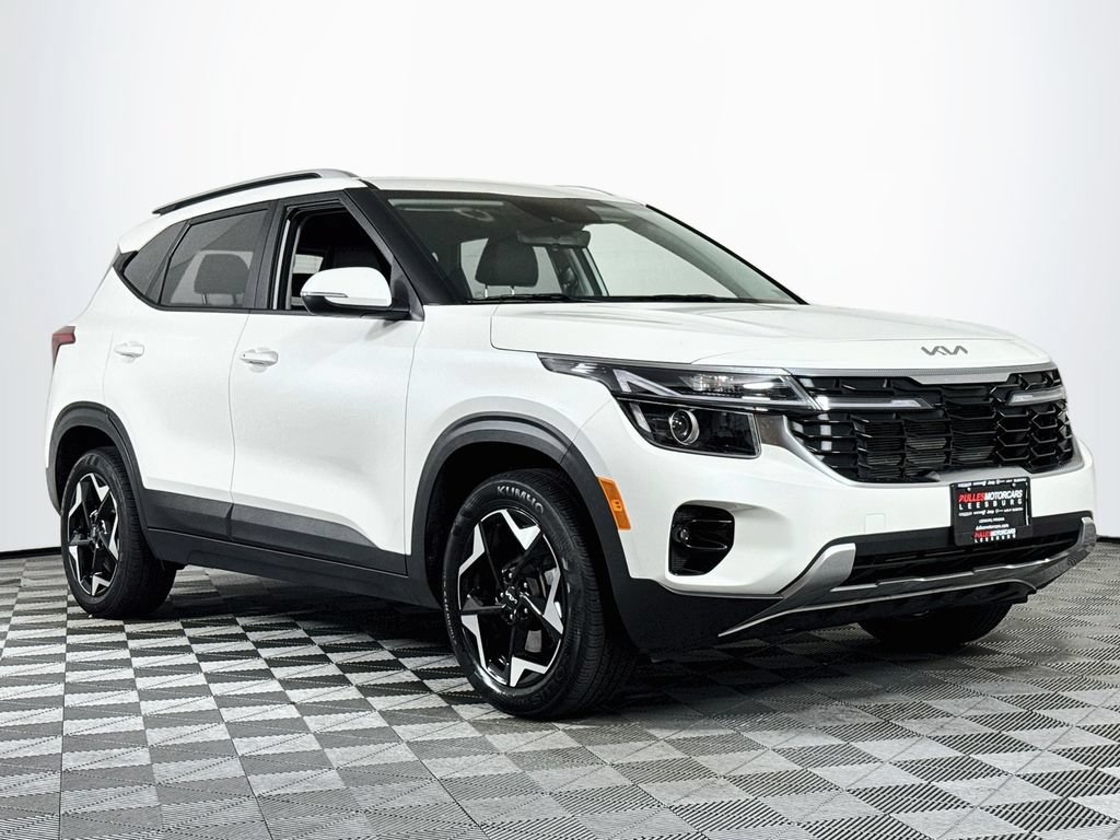 Used 2025 Kia Seltos S AWD/4WD image 1