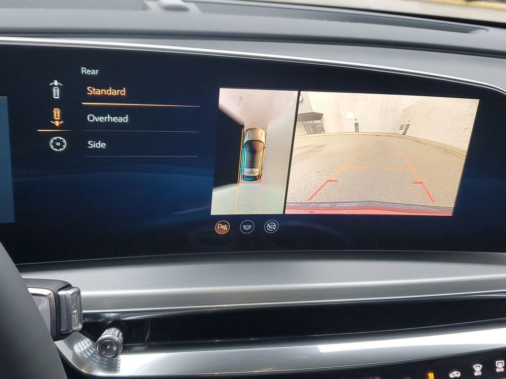 New 2025 Cadillac Lyriq Sport image 15