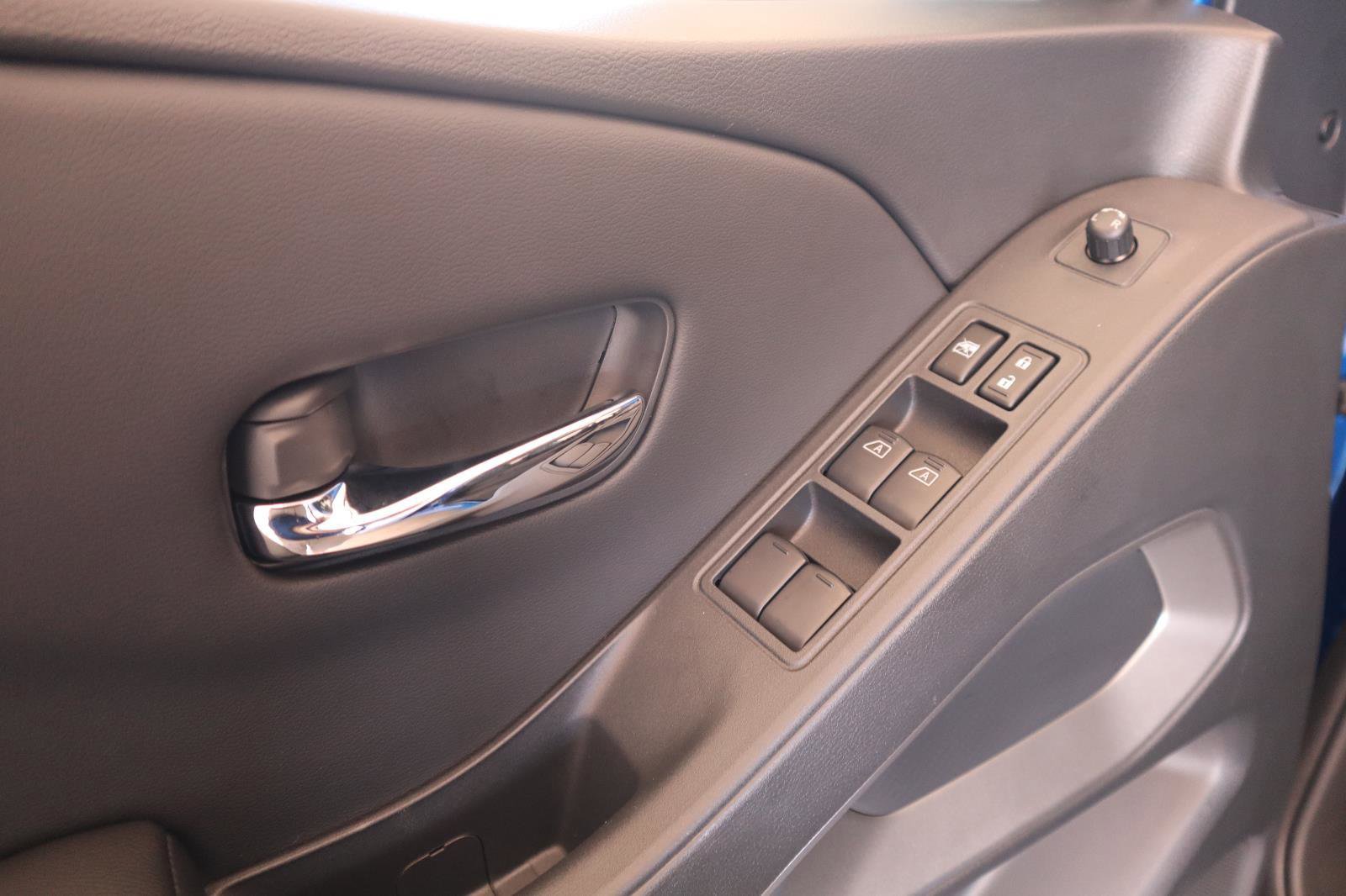 New 2026 Nissan Frontier 4x4 Crew Cab image 18