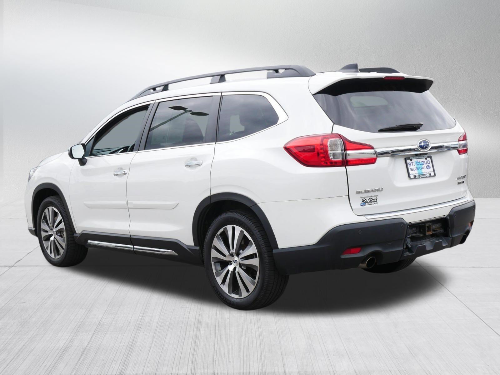Used 2022 Subaru Ascent Touring AWD/4WD image 5