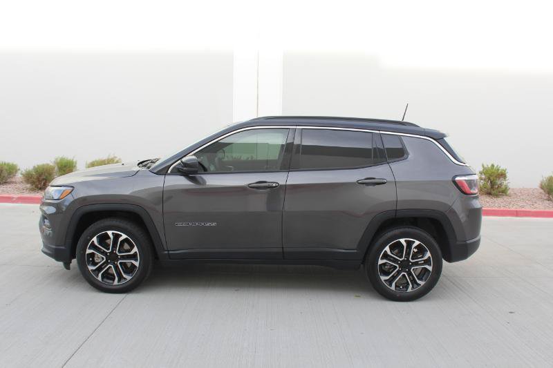 Used 2024 Jeep Compass Limited AWD/4WD image 8