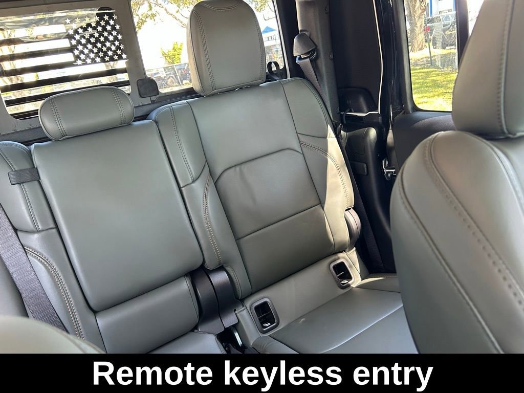 Used 2025 Jeep Gladiator Mojave image 16