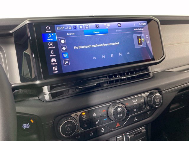 Used 2026 Jeep Wrangler Unlimited Sahara AWD/4WD image 4