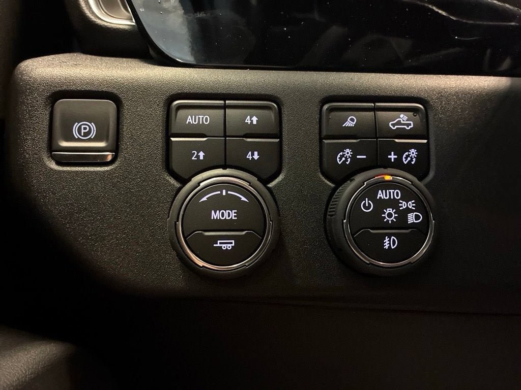 New 2026 Chevrolet Silverado 1500 RST w/ RST All Star Premium Package AWD/4WD image 27