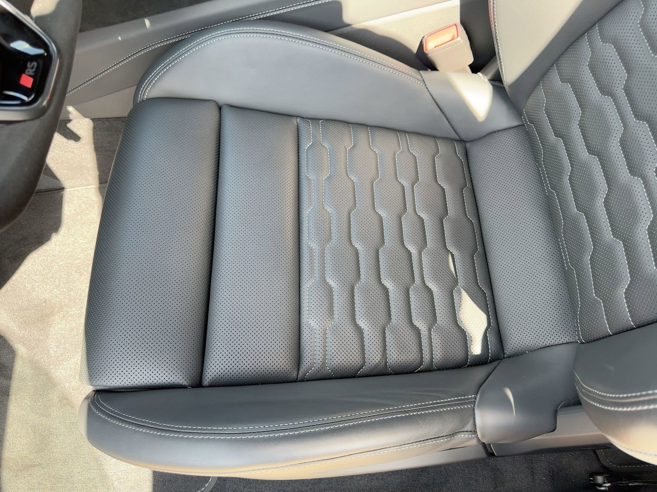 New 2025 Audi RS e-tron GT performance image 14