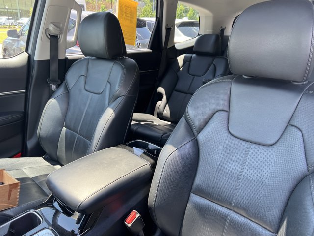 Certified 2021 Kia Telluride EX w/ EX Premium Package AWD/4WD image 9