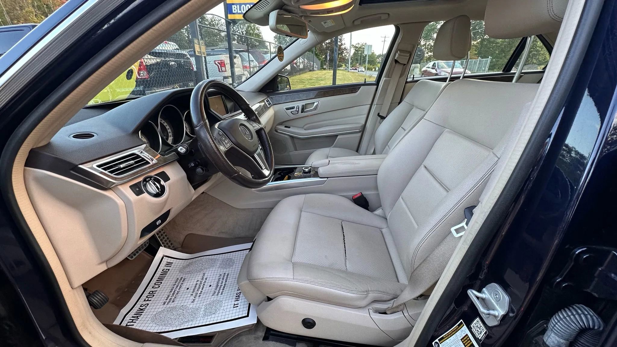 Used 2016 Mercedes-Benz E 350 4MATIC Sedan image 23