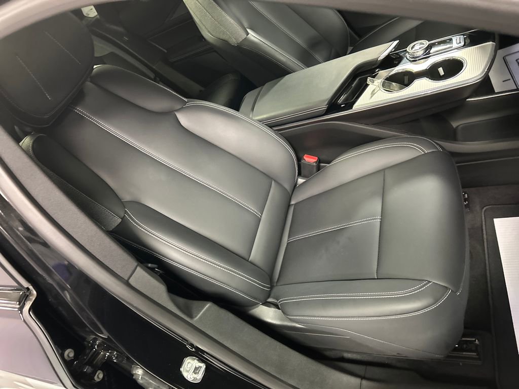 Used 2024 Cadillac Lyriq Tech image 26