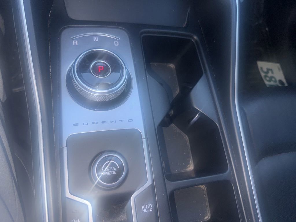 Used 2021 Kia Sorento EX image 5