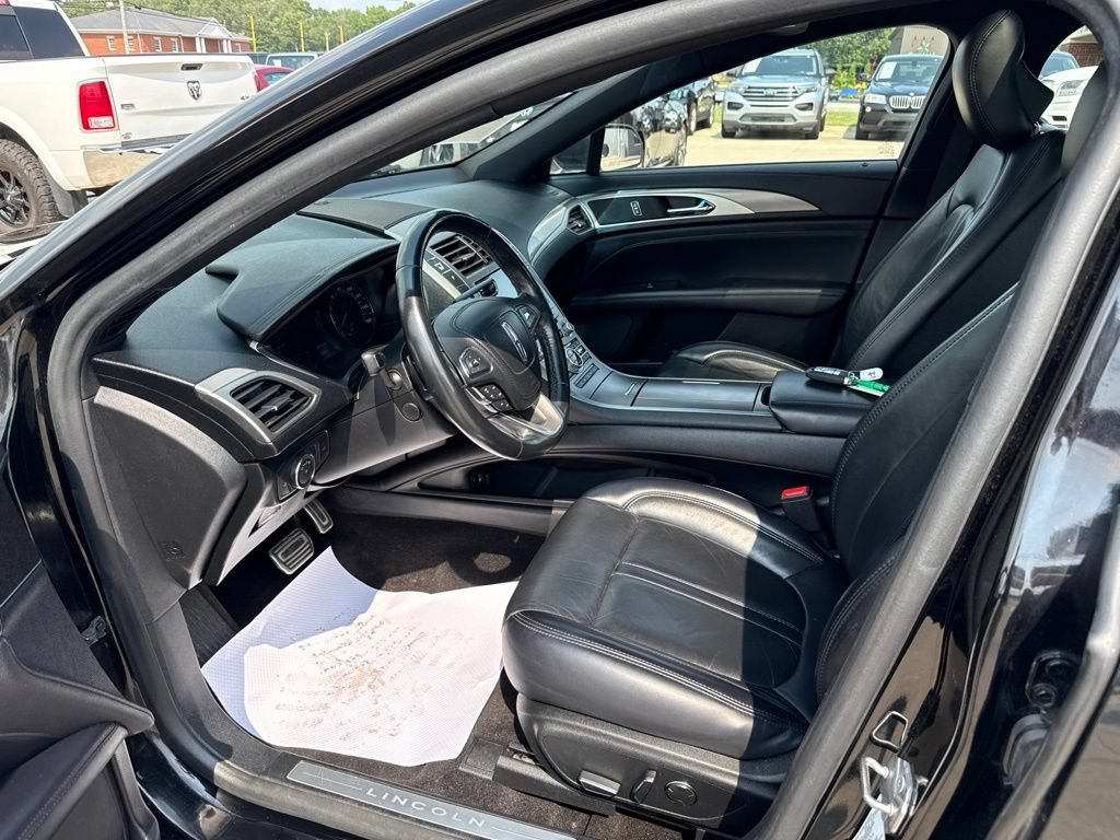 Used 2018 Lincoln MKZ Select w/ Select Plus Package AWD/4WD image 26