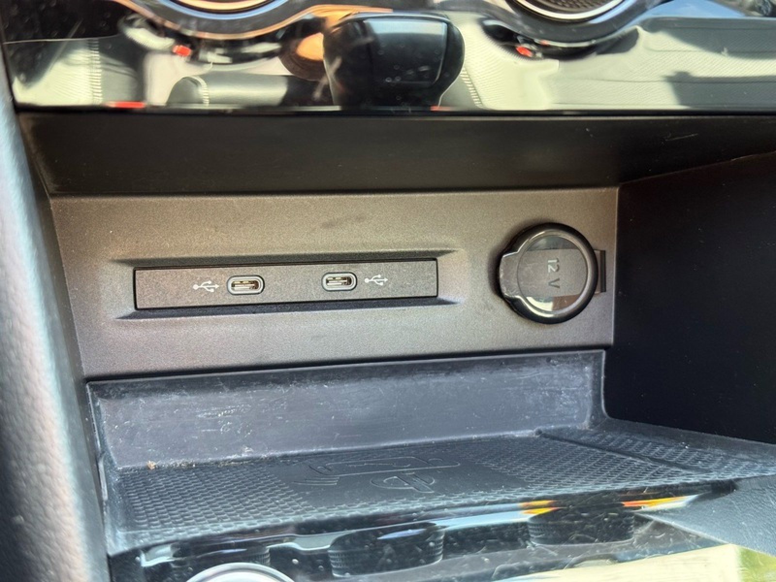 Used 2022 Volkswagen Taos SEL w/ Panoramic Sunroof Package image 35