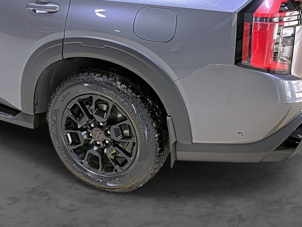 New 2026 Nissan Armada PRO-4X w/ Captain's Chari Seat Package AWD/4WD image 9