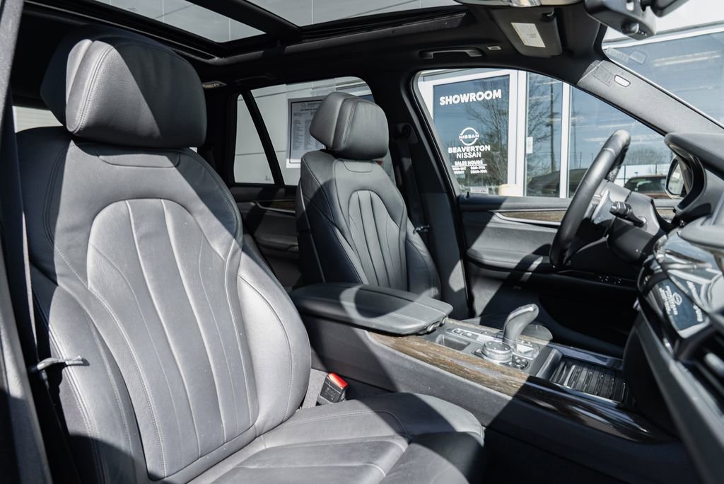 Used 2015 BMW X5 xDrive35d image 29