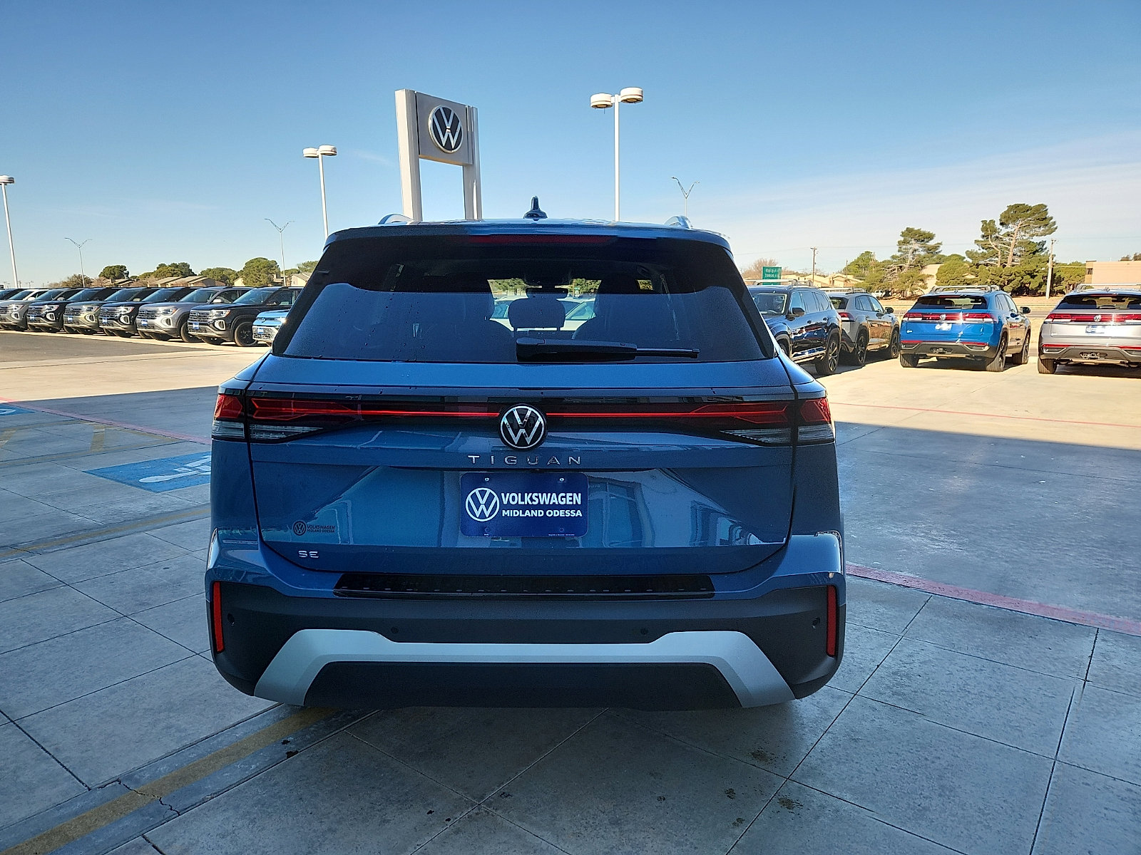 New 2026 Volkswagen Tiguan SE image 6