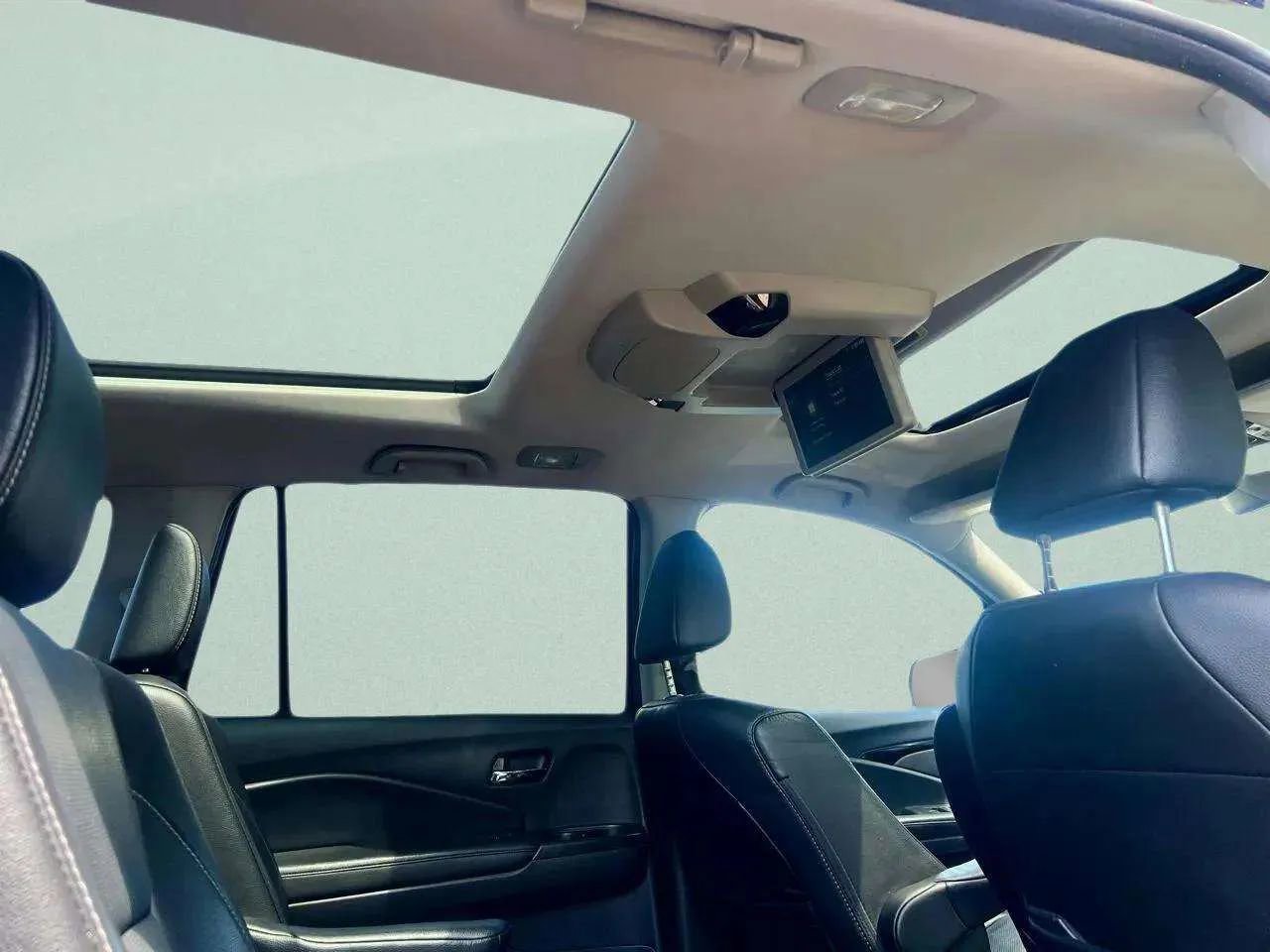 Used 2019 Honda Pilot Elite image 38