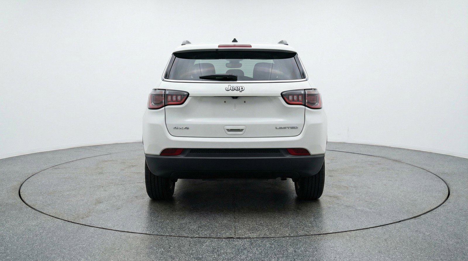 Used 2025 Jeep Compass Latitude image 7