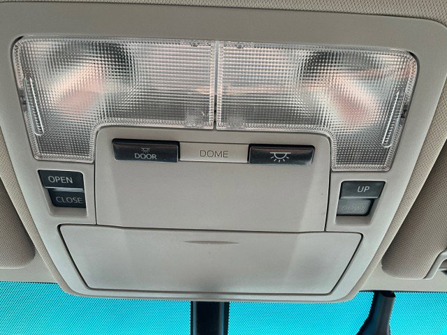 Used 2016 Toyota Avalon XLE Premium FWD image 13