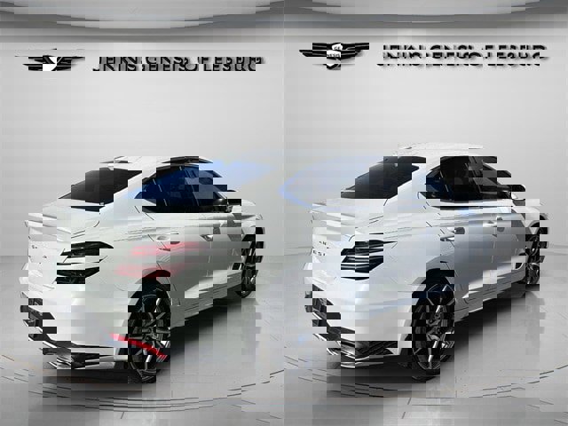 Used 2025 Genesis G70 2.5T image 9