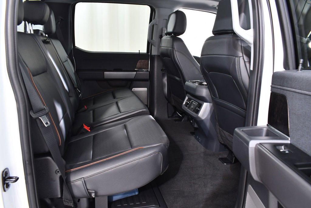 New 2026 Ford F350 Lariat w/ Black Appearance Package image 19