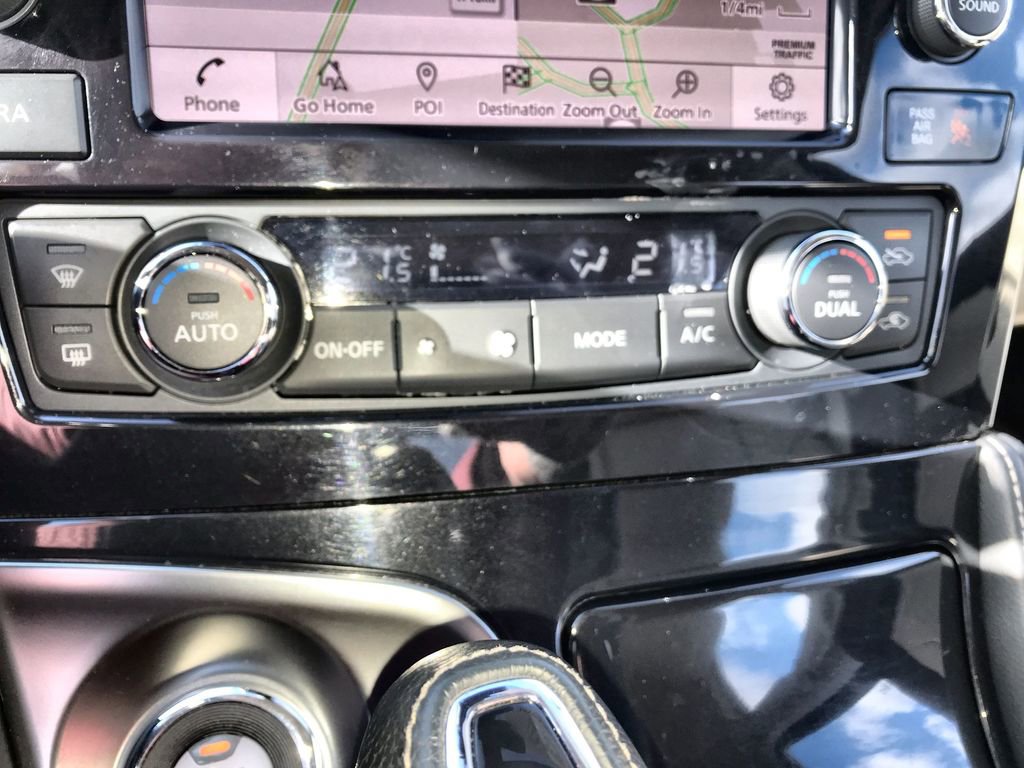 Used 2023 Nissan Maxima Platinum image 19