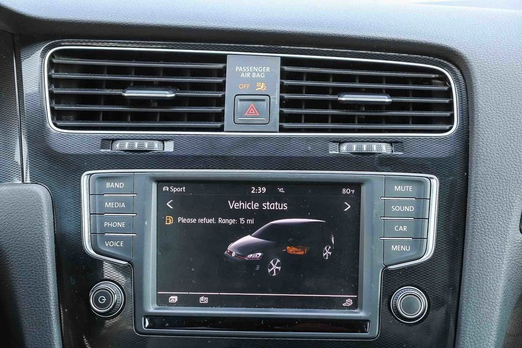 Used 2017 Volkswagen GTI Sport image 16