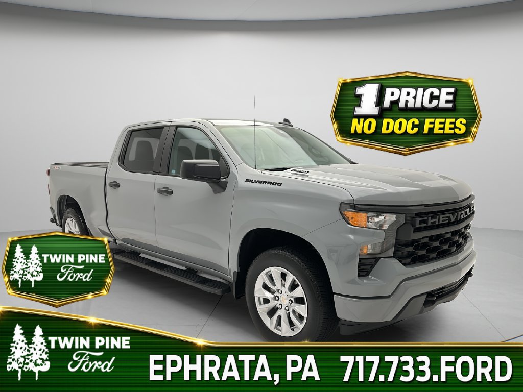 Used 2025 Chevrolet Silverado 1500 Custom w/ LPO, Dark Essentials Package AWD/4WD image 1