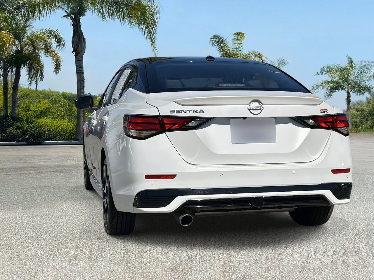 Certified 2025 Nissan Sentra SR image 4