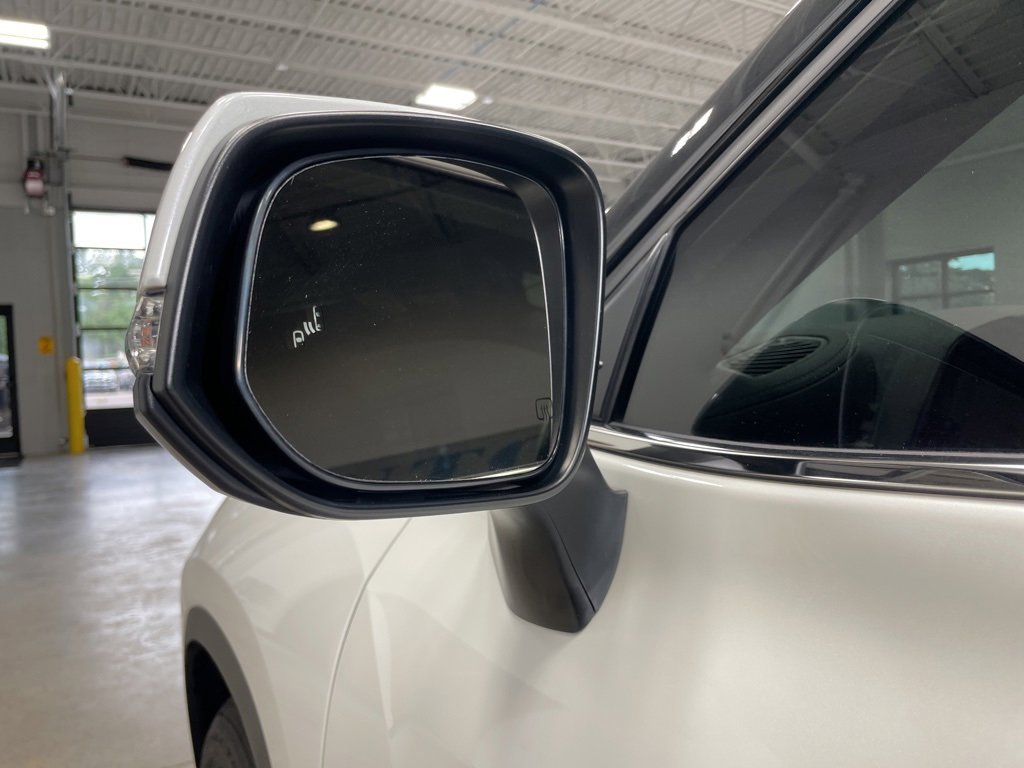 Used 2024 Toyota Highlander Platinum image 20