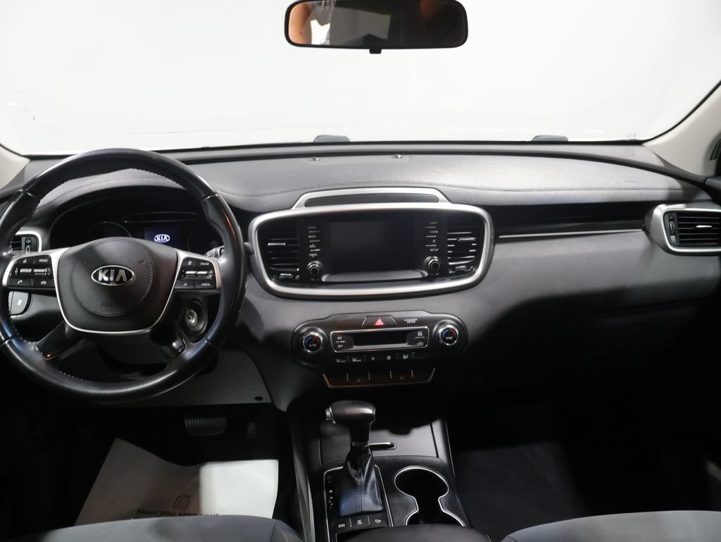 Used 2019 Kia Sorento AWD V6 image 16