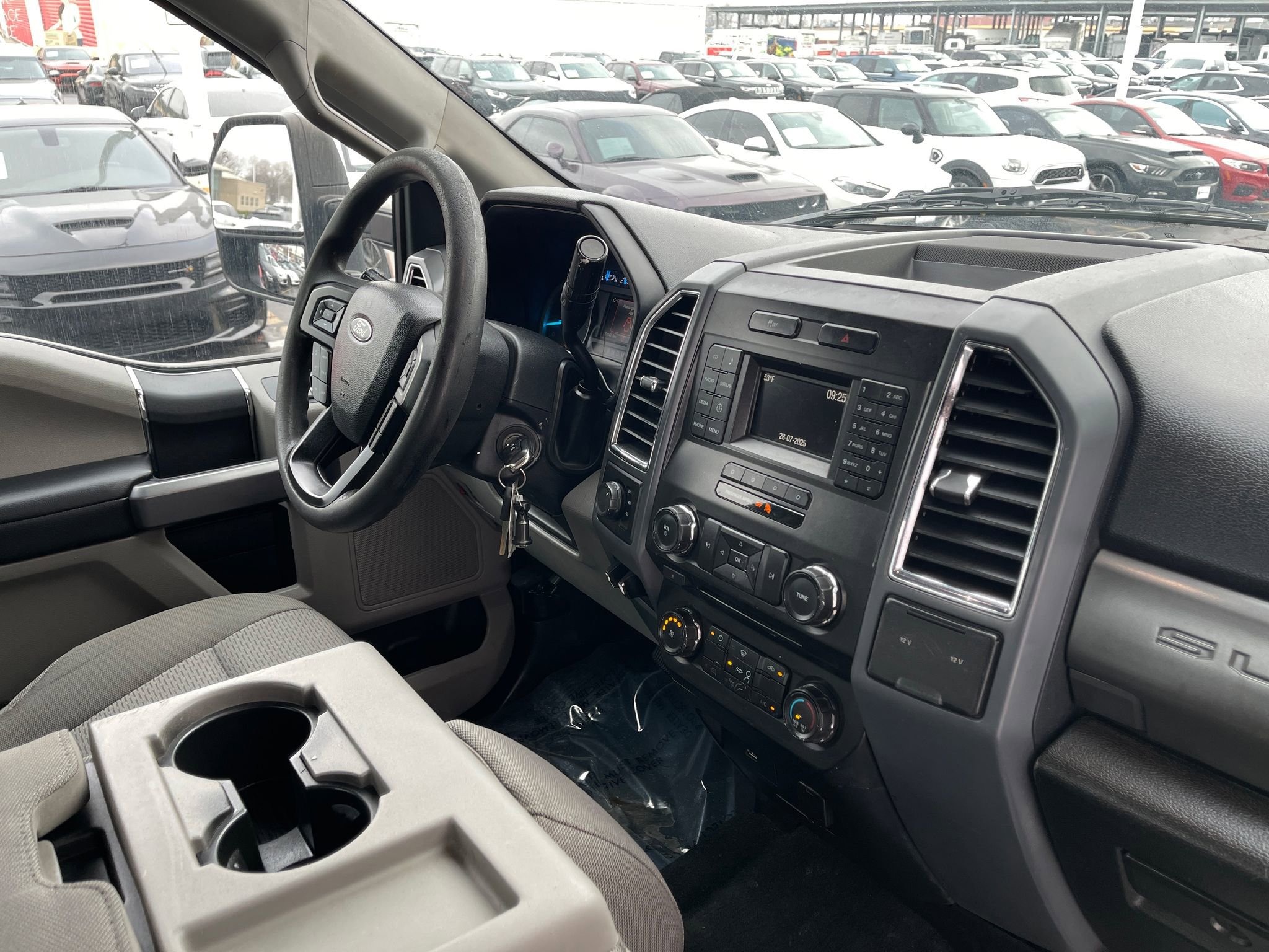 Used 2017 Ford F250 XLT w/ XLT Value Package image 15