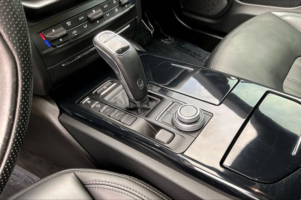 Used 2021 Maserati Ghibli RWD image 18