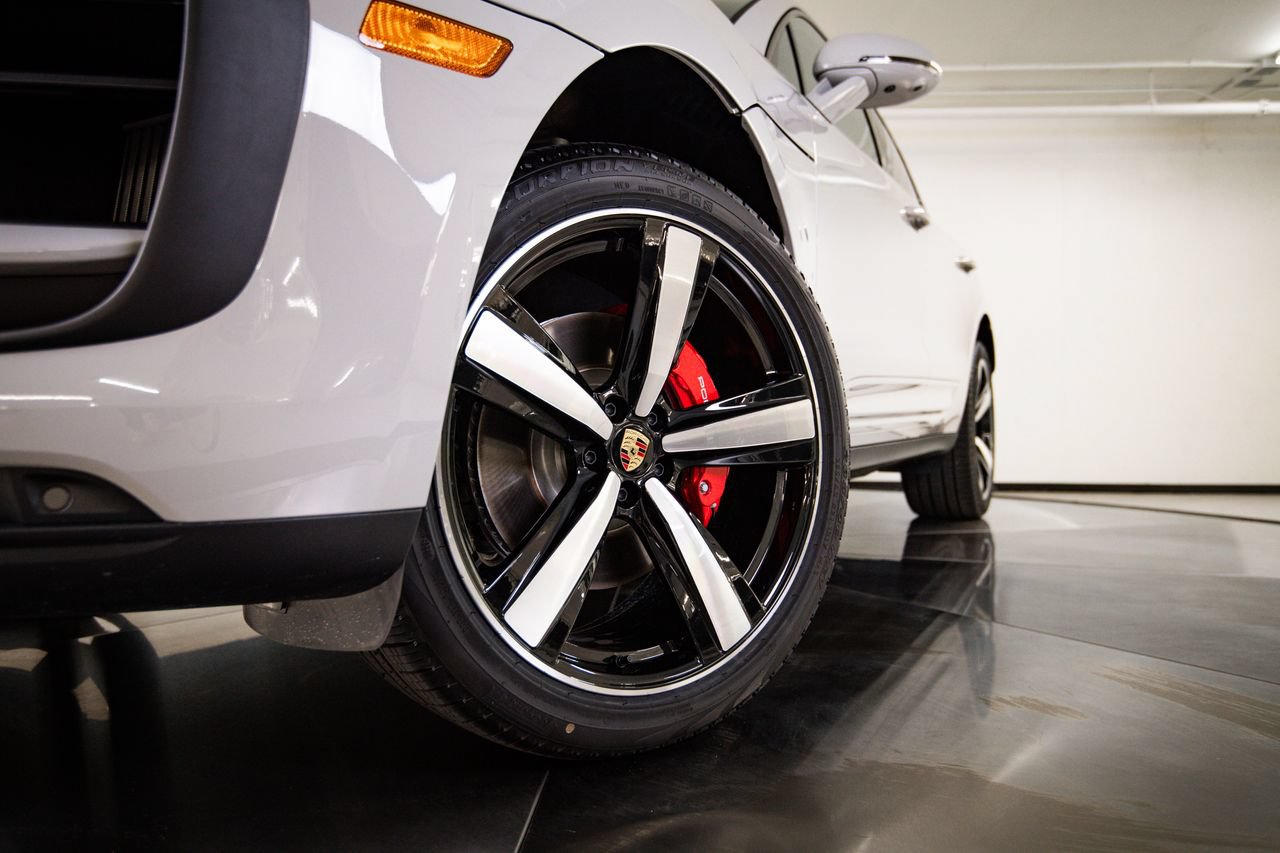 New 2026 Porsche Macan S AWD/4WD image 12