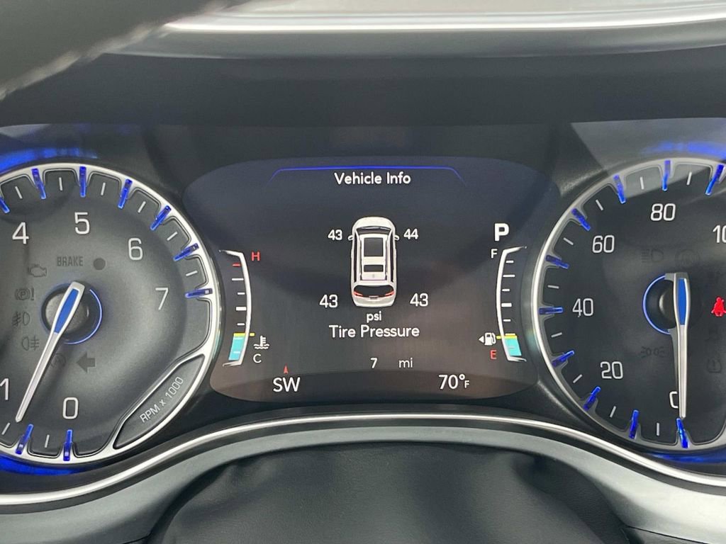 New 2026 Chrysler Pacifica Limited w/ S Appearance Package FWD image 15