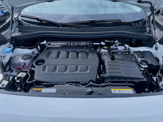 New 2026 Volkswagen Tiguan SE image 29