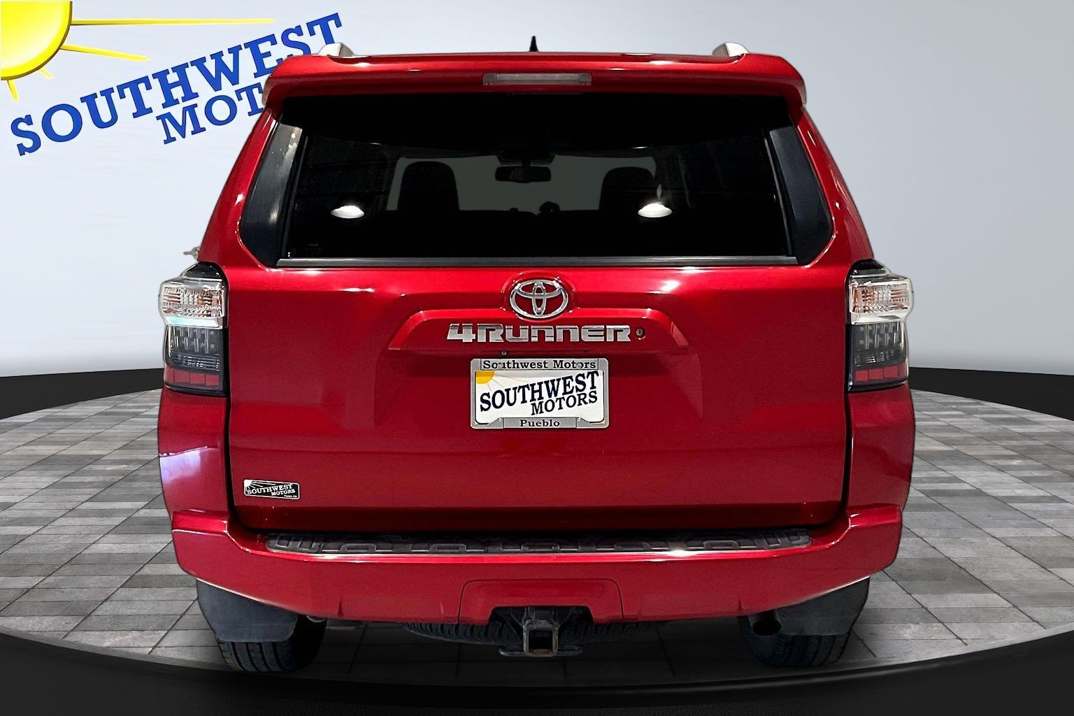 Used 2015 Toyota 4Runner SR5 Premium AWD/4WD image 5