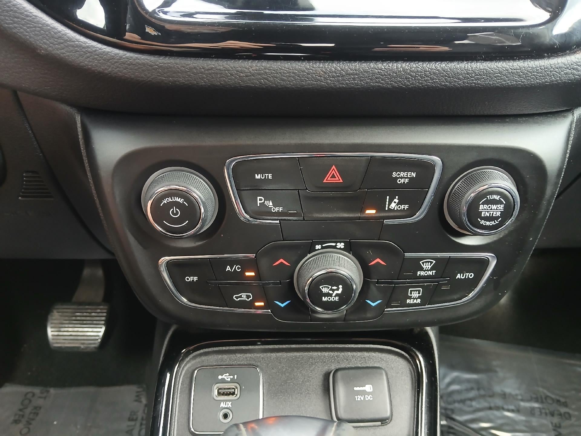 Used 2021 Jeep Compass Limited FWD image 30