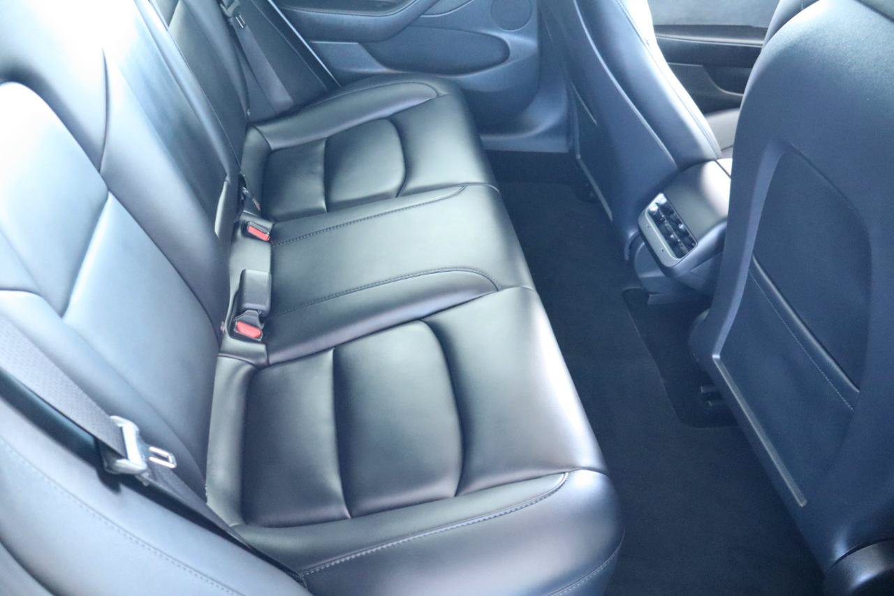 Used 2023 Tesla Model 3 Standard Range RWD image 29