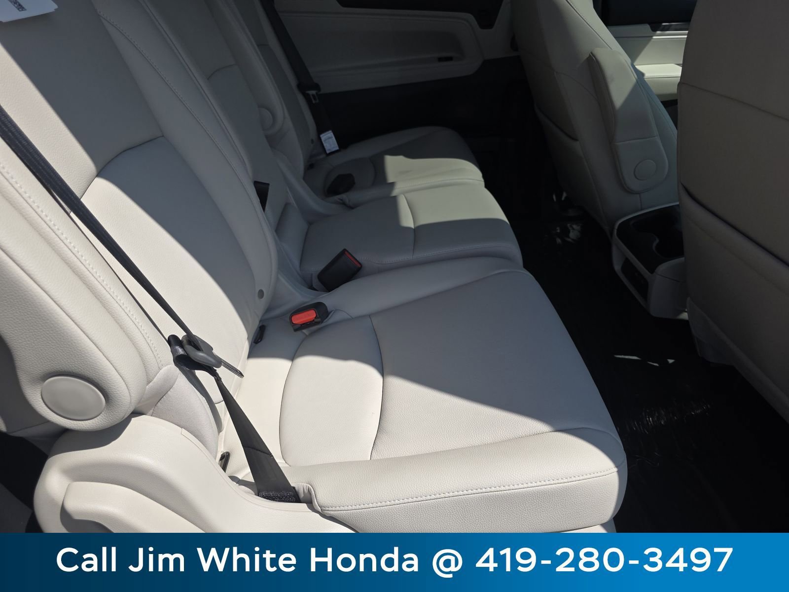 Certified 2026 Honda Odyssey EX-L image 18