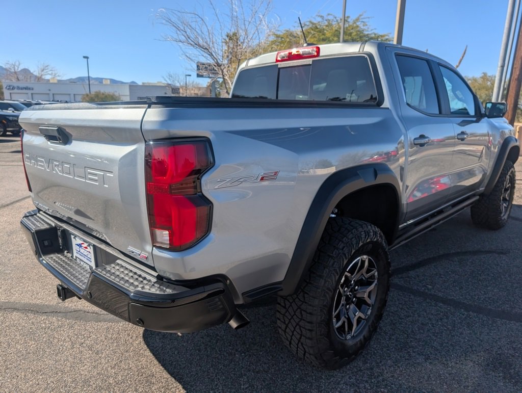 Used 2025 Chevrolet Colorado ZR2 w/ Technology Package image 5