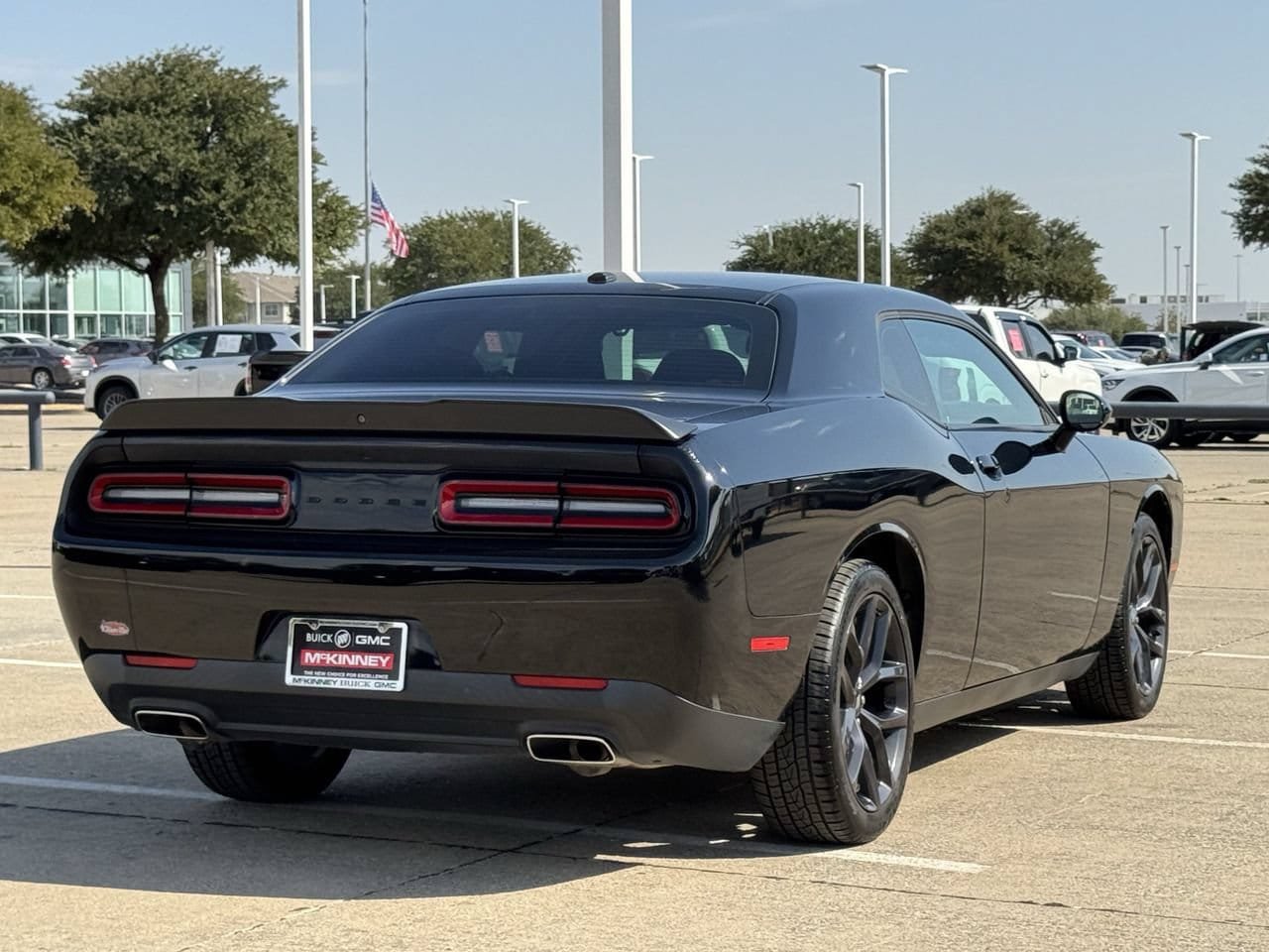 Used 2021 Dodge Challenger SXT w/ Blacktop Package RWD image 4