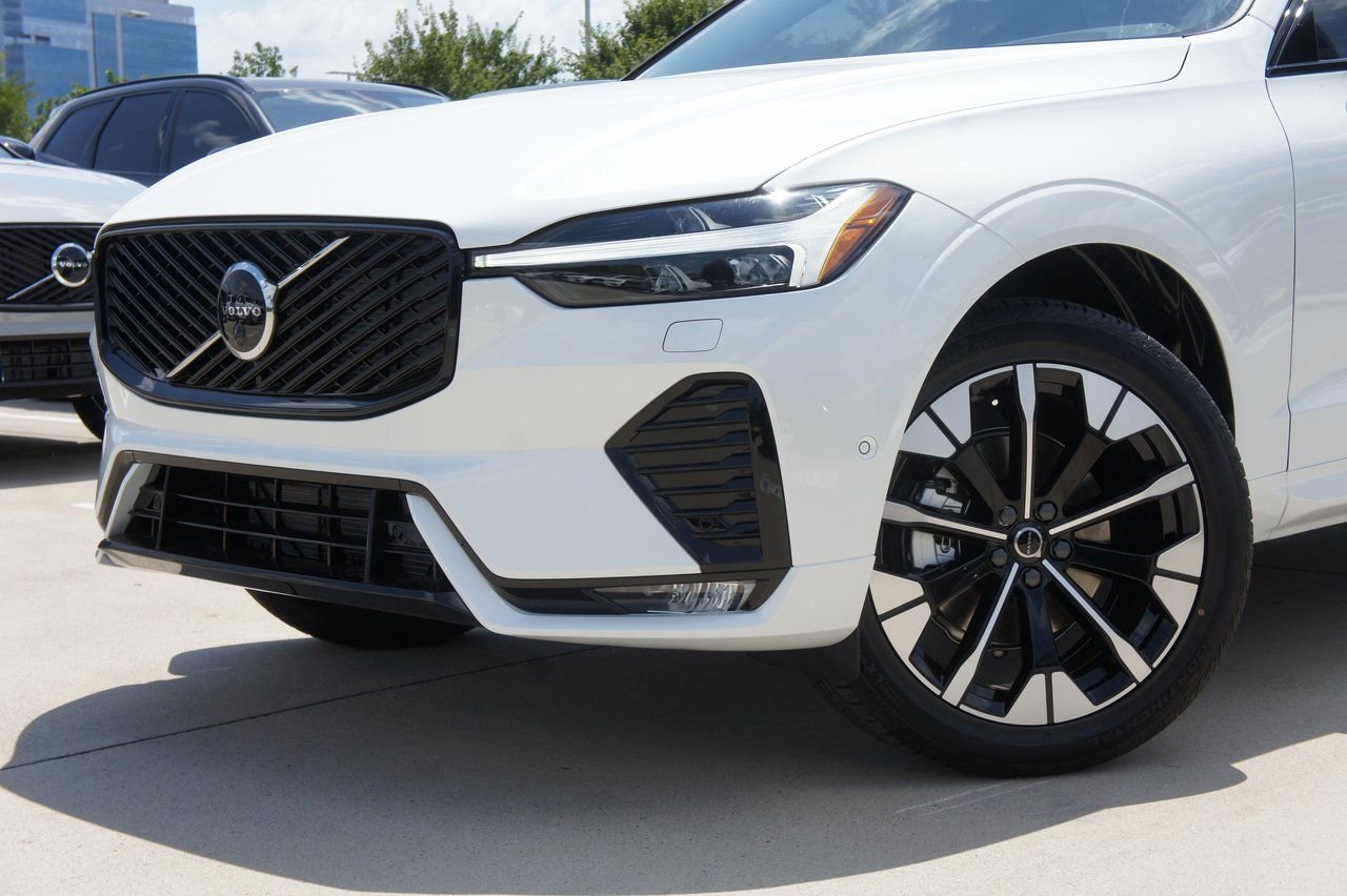 New 2026 Volvo XC60 B5 Plus w/ Protection Package Premier image 7