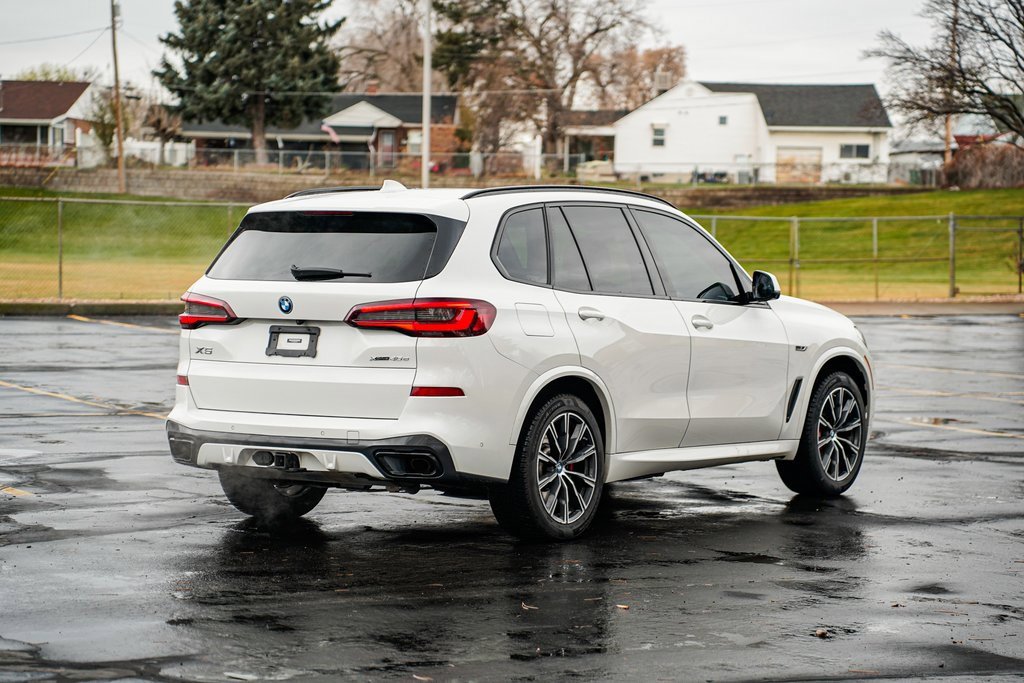 Used 2022 BMW X5 xDrive45e w/ M Sport Package image 5