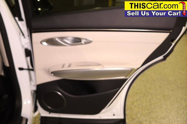 Used 2025 Genesis GV70 2.5T w/ Select Package AWD/4WD image 39