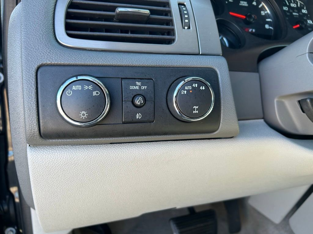 Used 2009 Chevrolet Tahoe LT w/ Suspension Package, Off-Road image 23